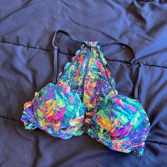 Victoria’s Secret Pink racerback push up - Picture 1 of 4